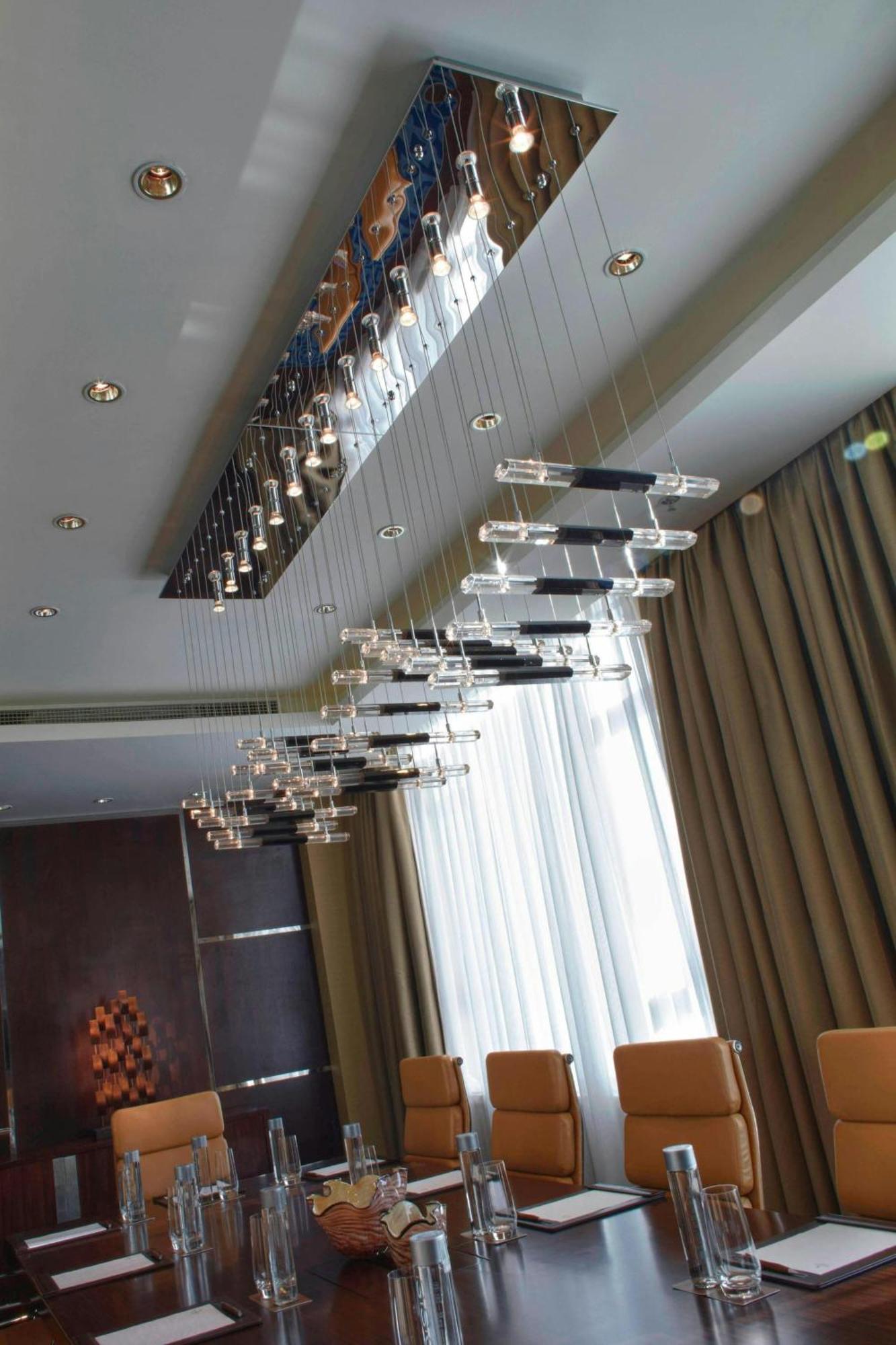 Renaissance Tianjin Lakeview Hotel Exterior photo